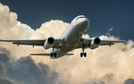 Aircraft coming in to land with landing gear down
